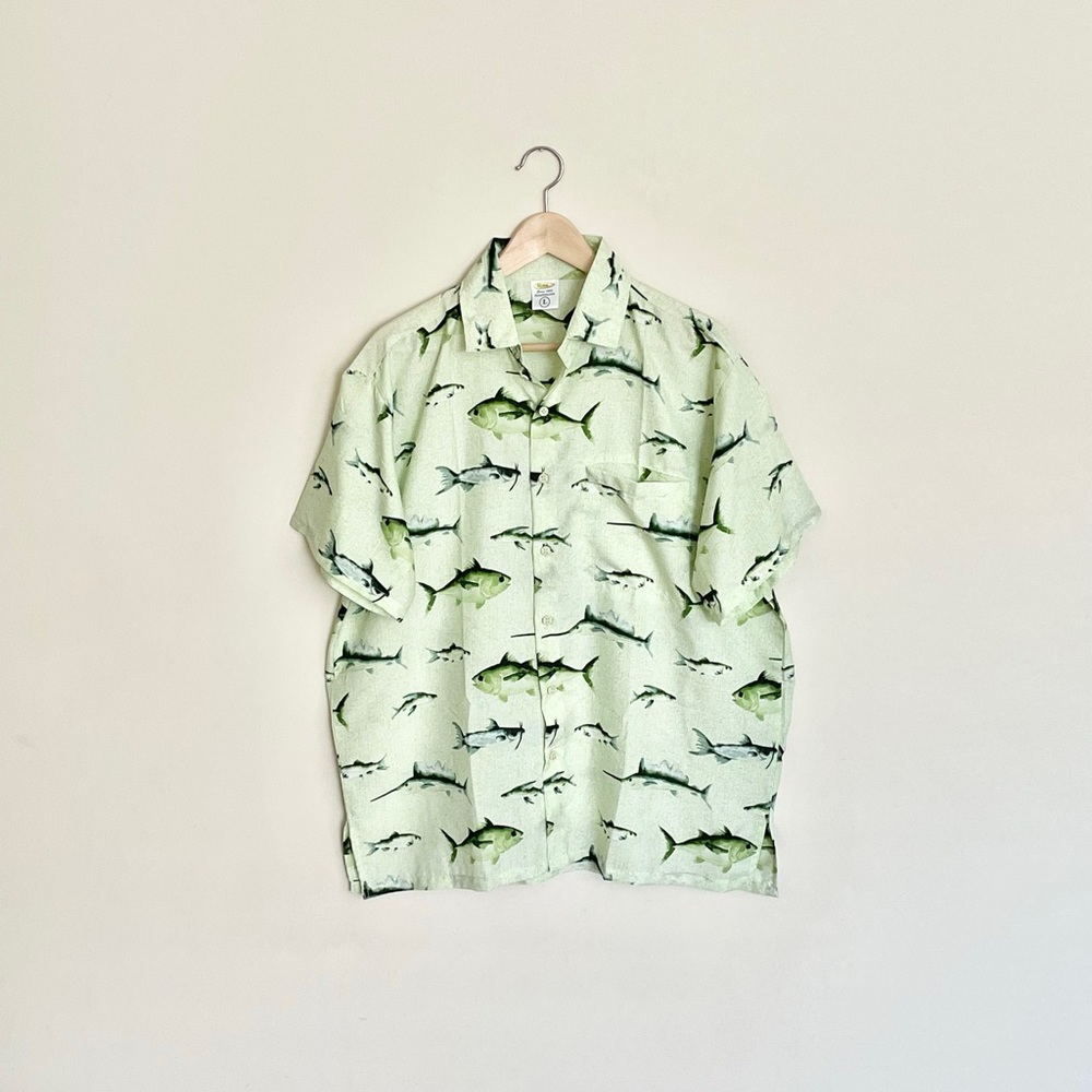 Rima Beachworld Fish All Over Print Green Short Sleeve Button Down Shirt Men’s L